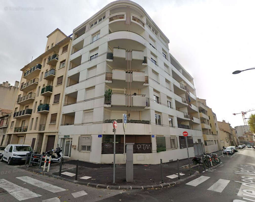 Parking à MARSEILLE-5E