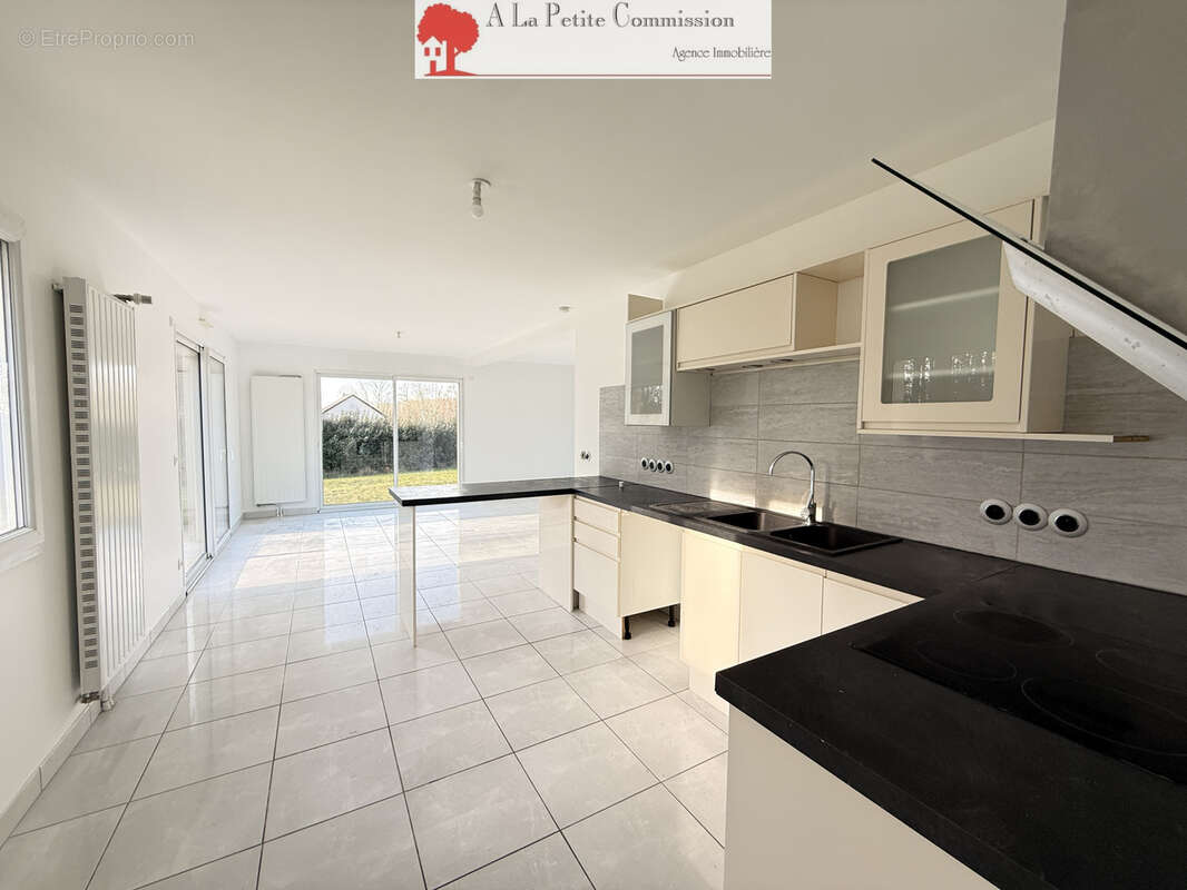 Maison à NOGENT-LE-PHAYE