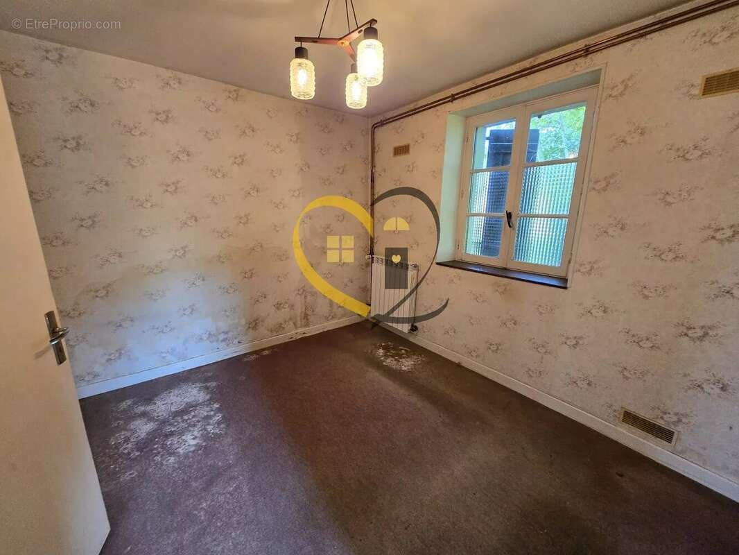 Maison à NEUVY-DEUX-CLOCHERS