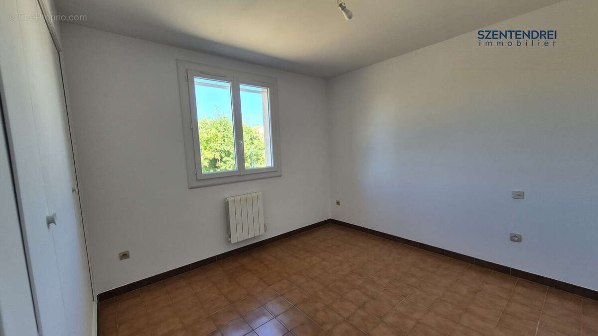 Maison 115 m² à Lunel  - photo 8