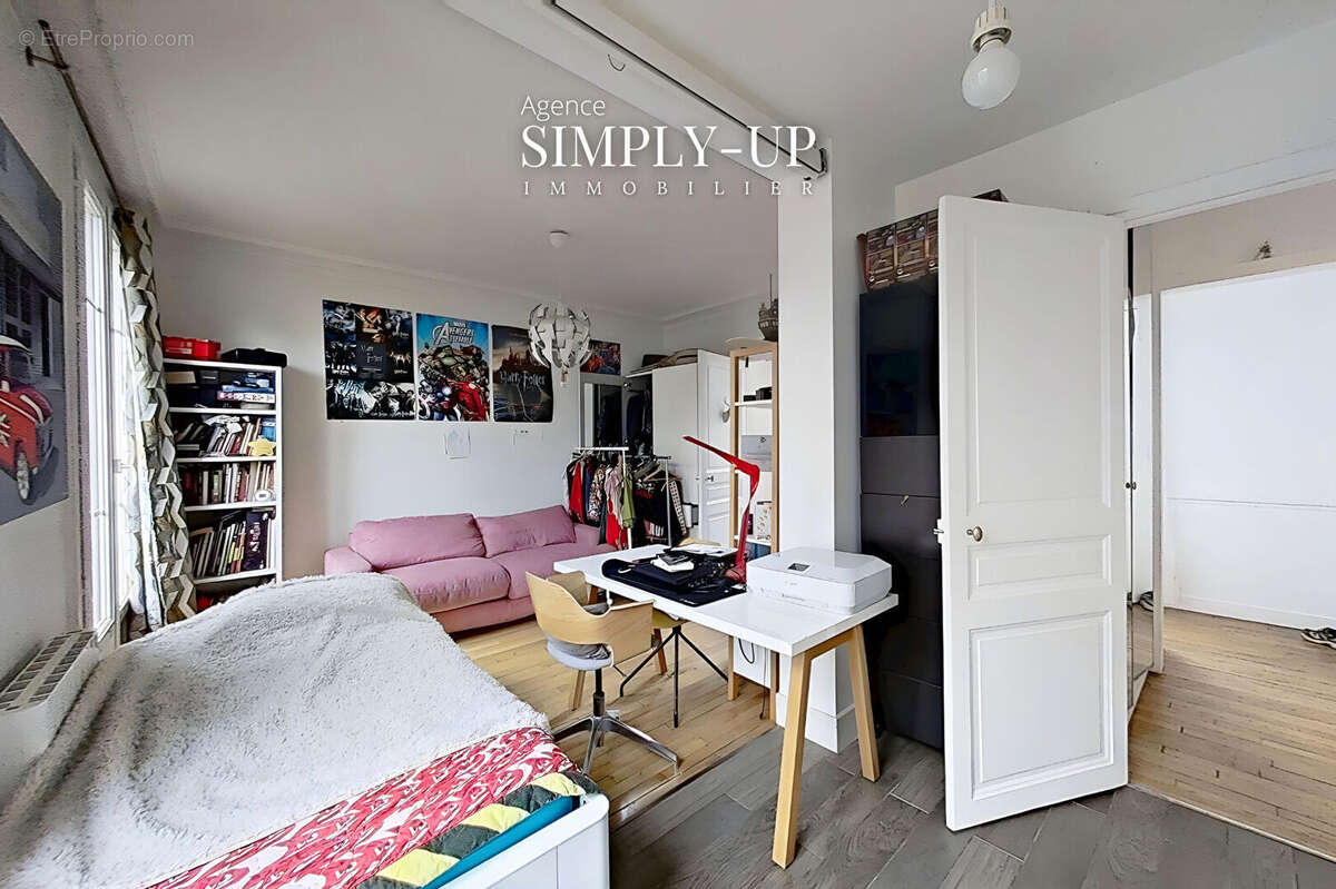 Appartement à PARIS-20E