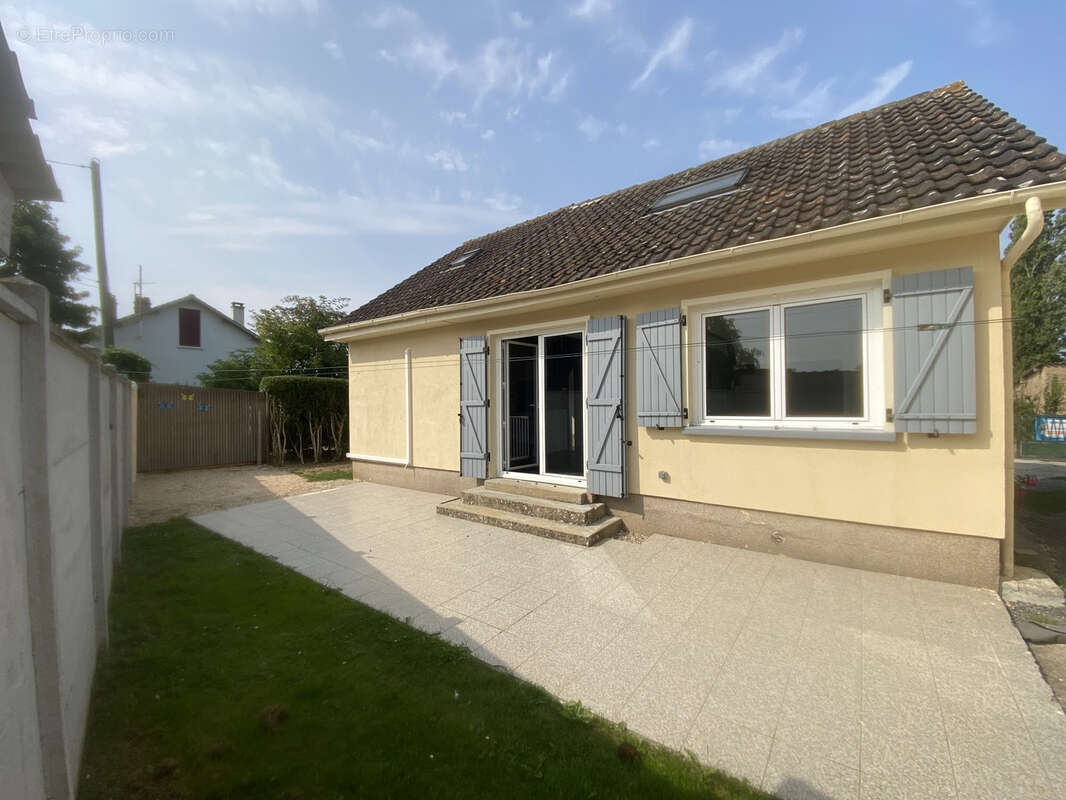 Maison à BU