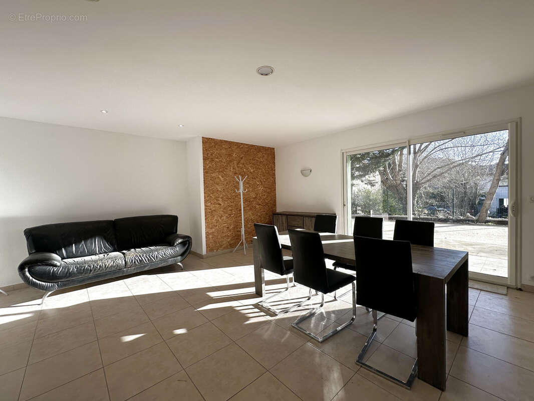 Maison à CRESPIAN