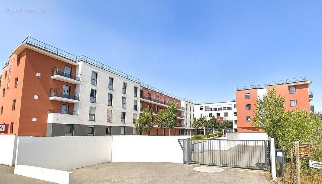 Appartement à SAINT-CYR-L'ECOLE