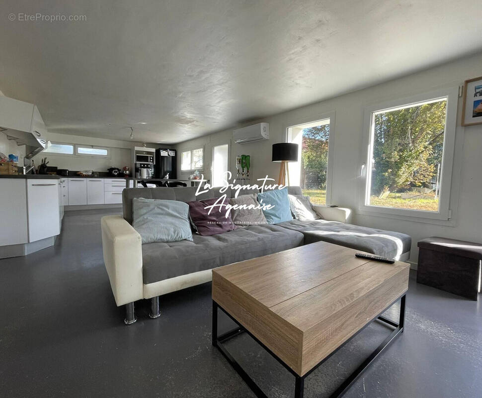 Maison à LE PASSAGE