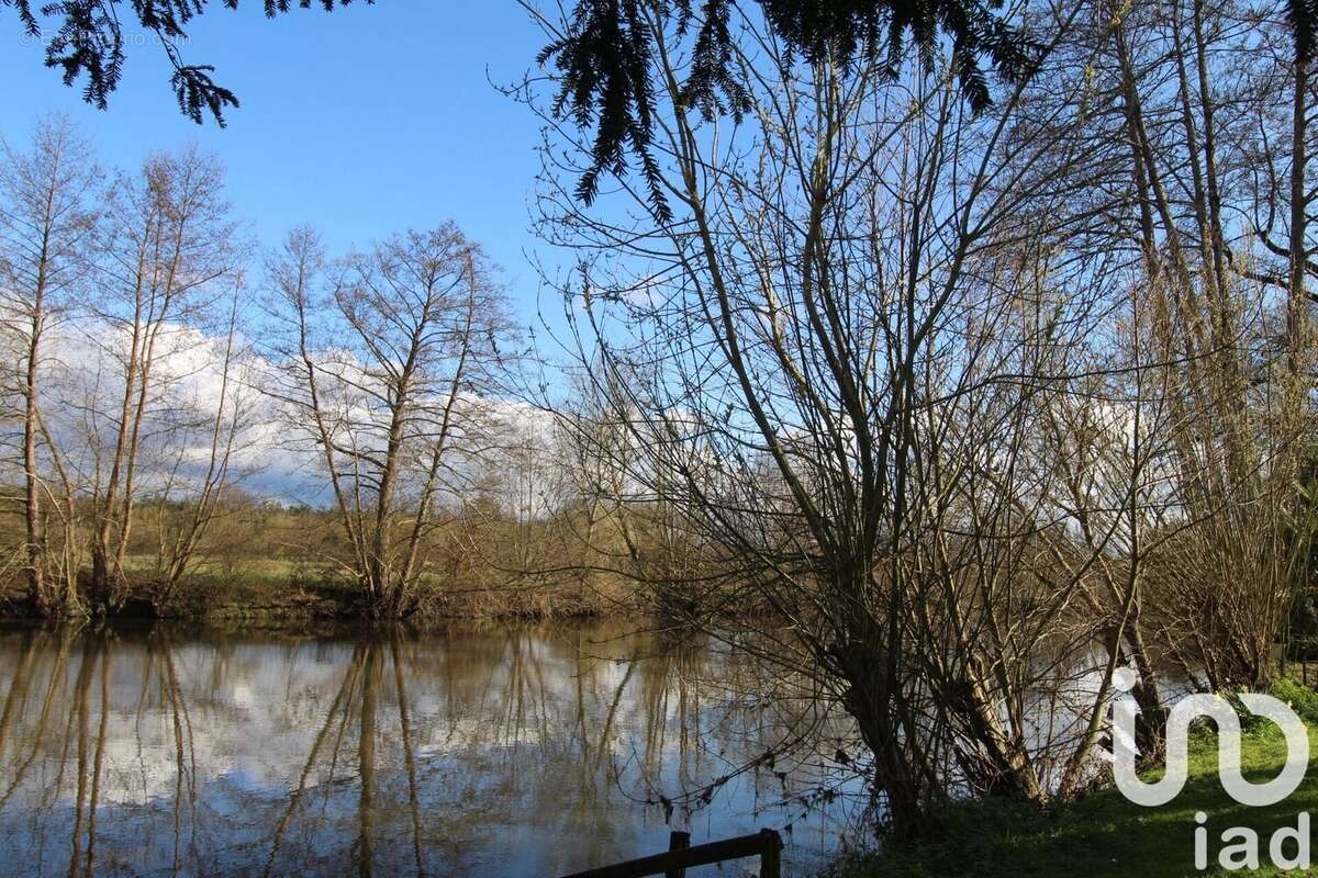 Photo 4 - Maison à YVRE-L&#039;EVEQUE