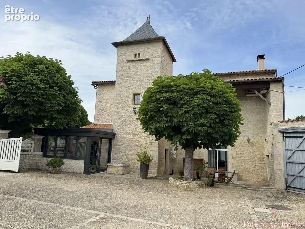 Maison 6 pièces 170 m² à vendre à Ruffec (16700) - photo 20