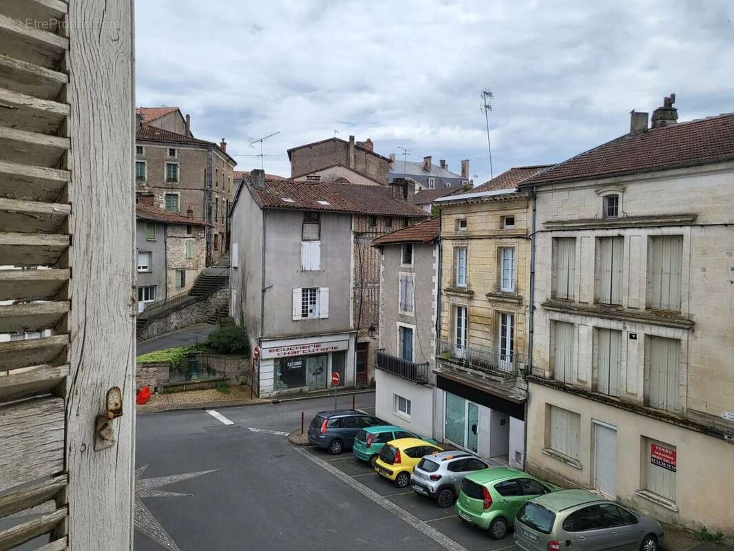 Maison à NONTRON