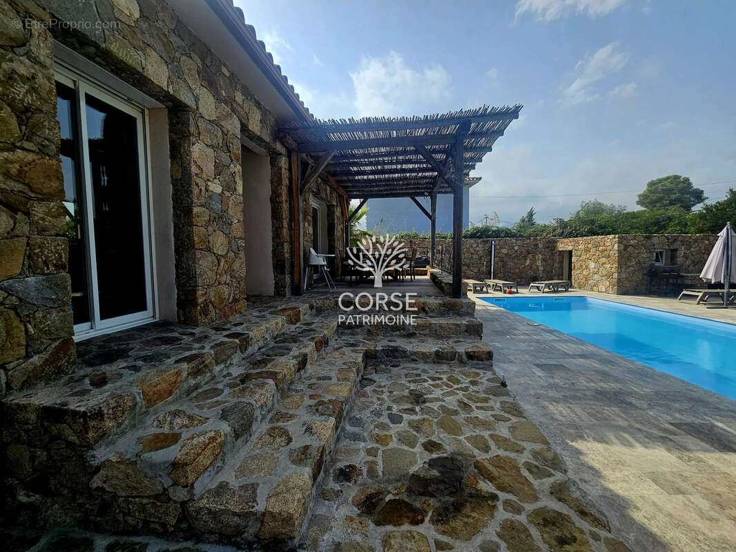 Bergerie T4 avec piscine chauffée - photo 3