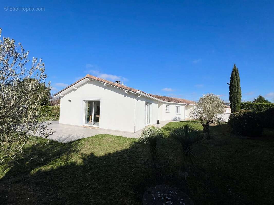 Maison à BAZIEGE