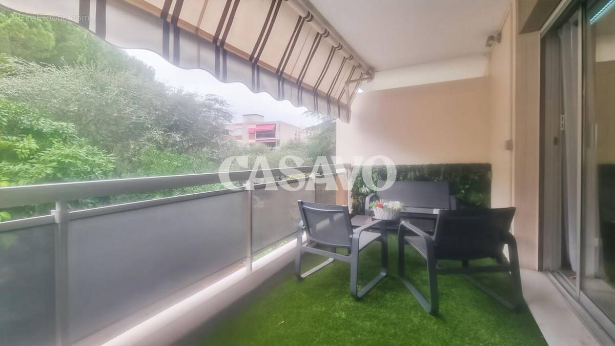 Appartement à LE CANNET