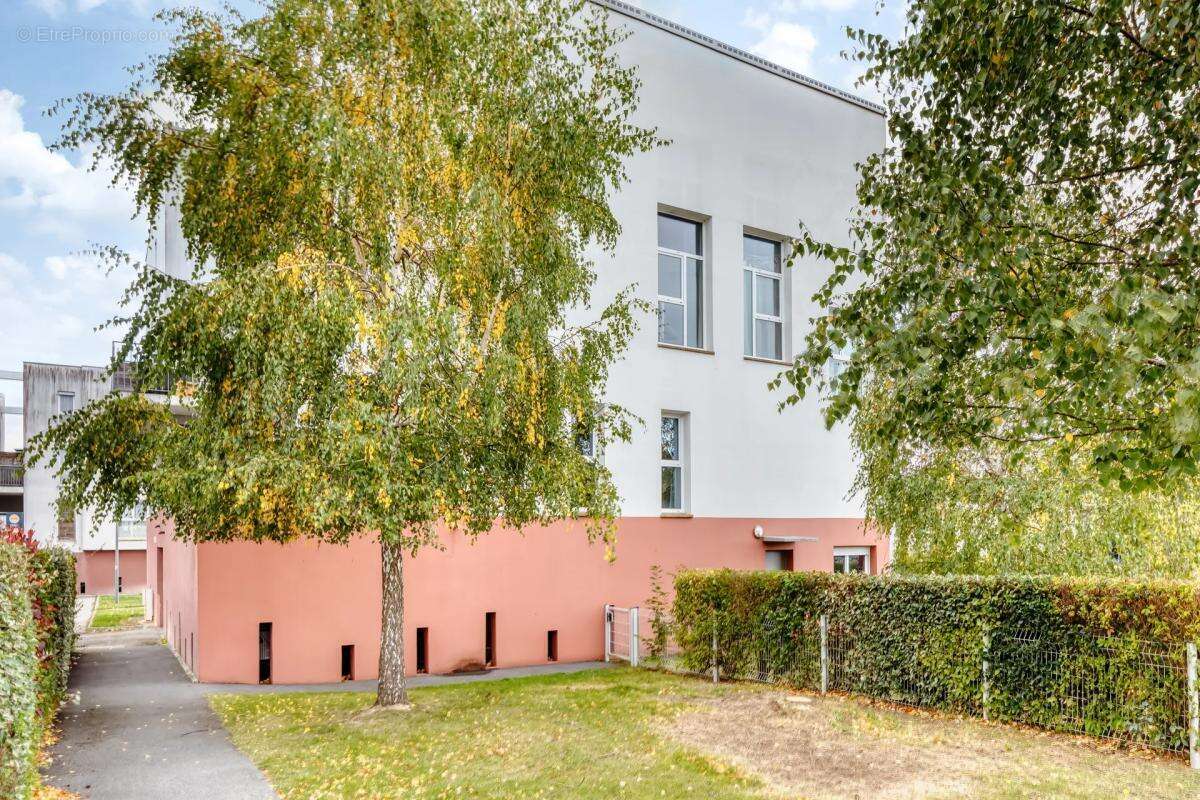 Appartement à VAL-DE-REUIL