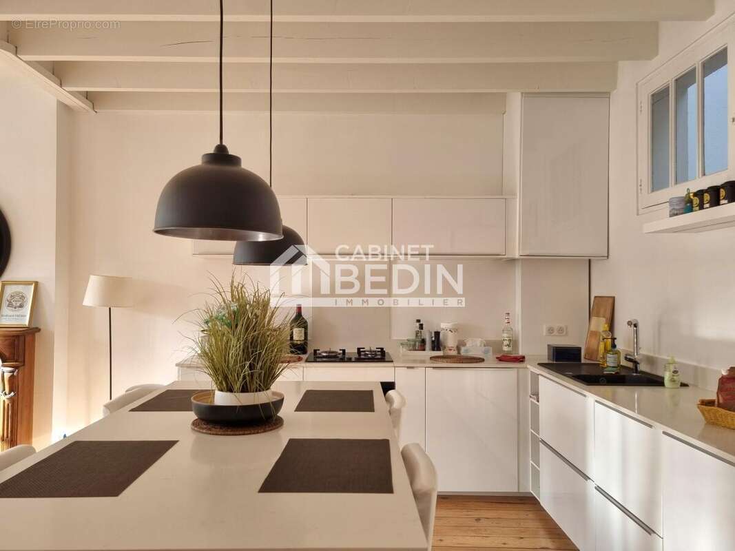 Appartement à BORDEAUX