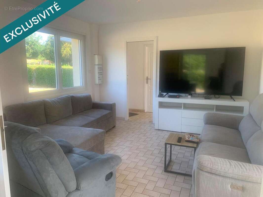 Maison 104 m² à Ames  - photo 4