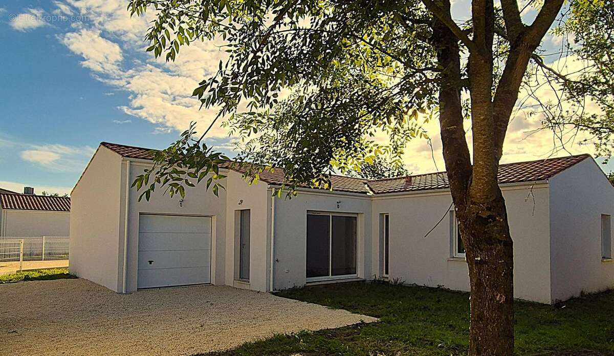 Maison à BREUILLET