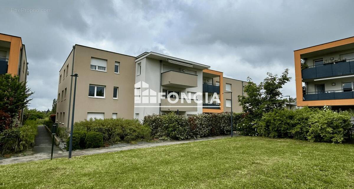 Appartement à CRANVES-SALES