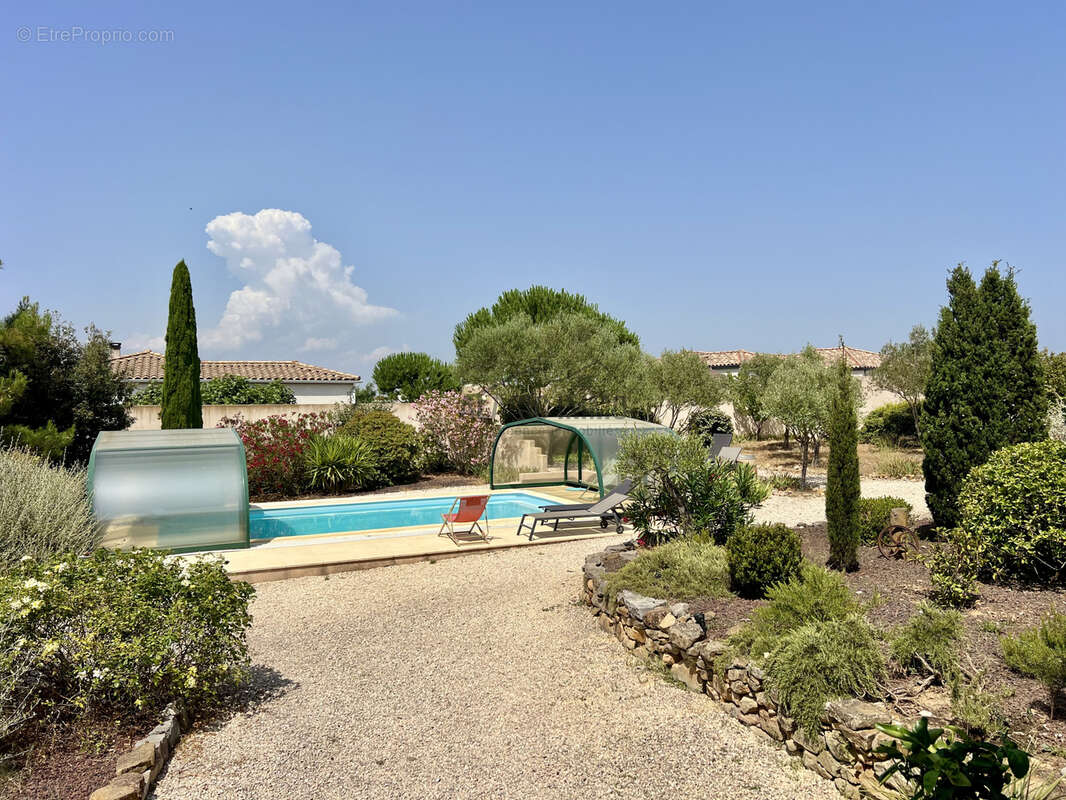 Maison à BOUTENAC