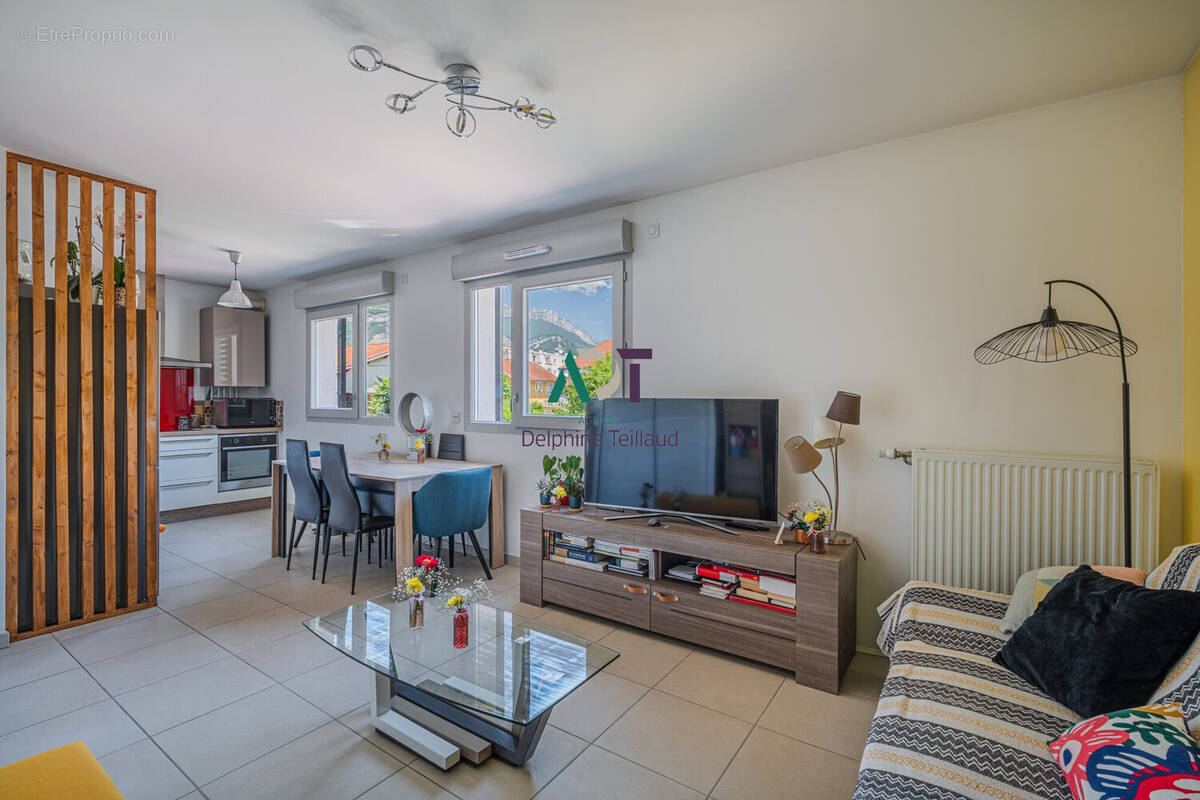 Appartement à FROGES