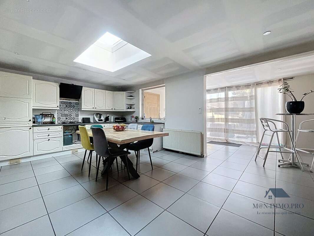 Maison à HAZEBROUCK