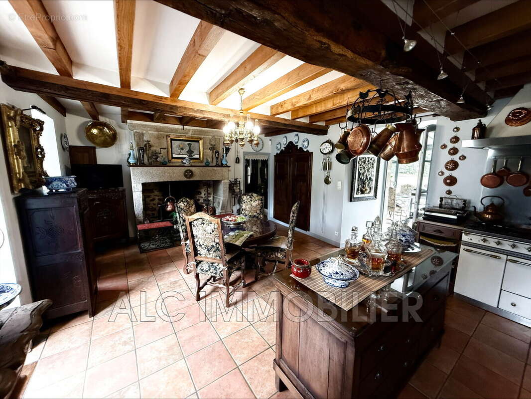 Maison à SAINT-DENIS-SUR-SARTHON