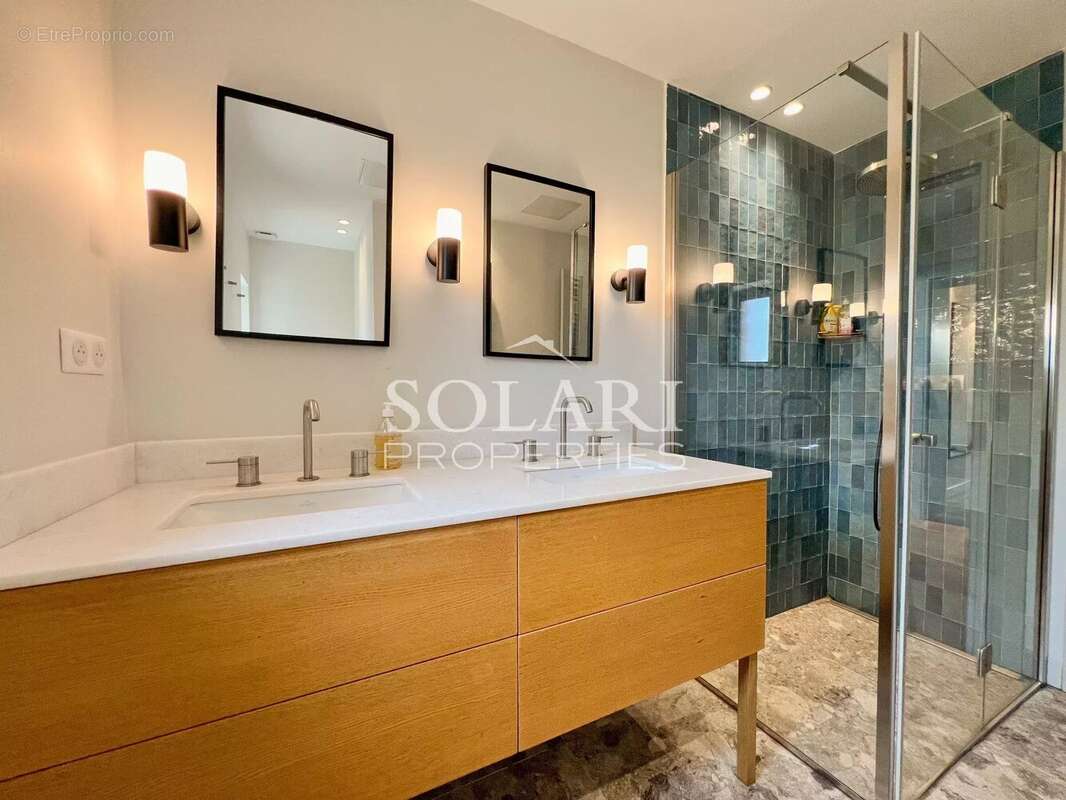 Maison à THEOULE-SUR-MER