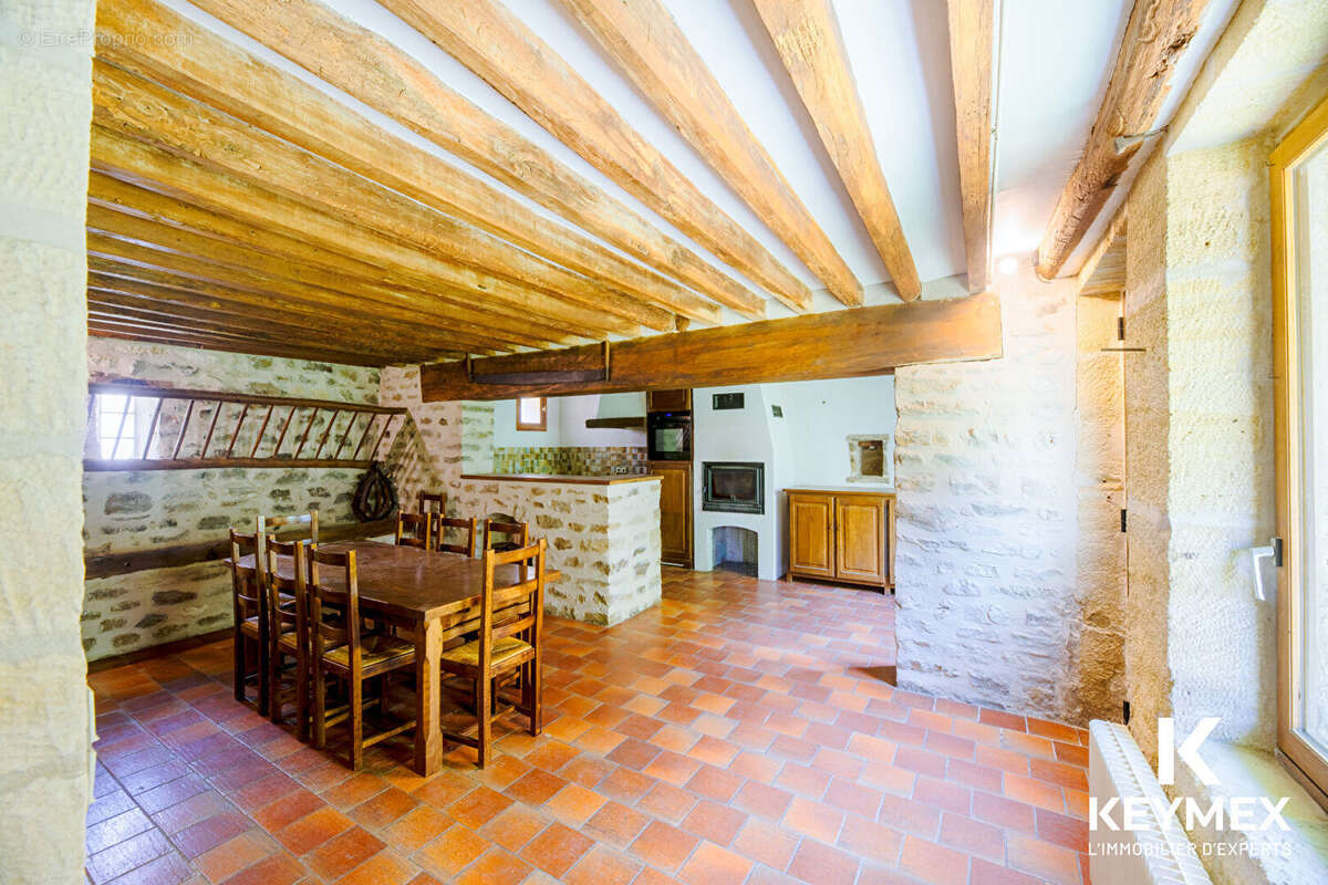 Maison à ENNERY