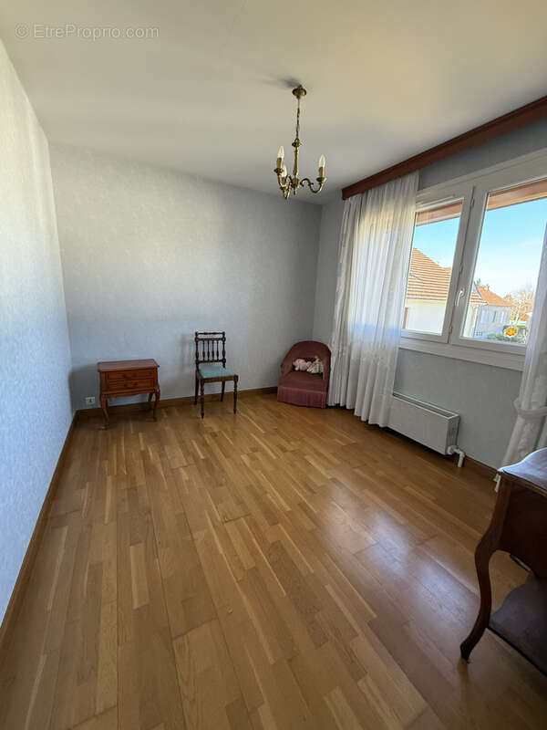 Maison à BELLERIVE-SUR-ALLIER