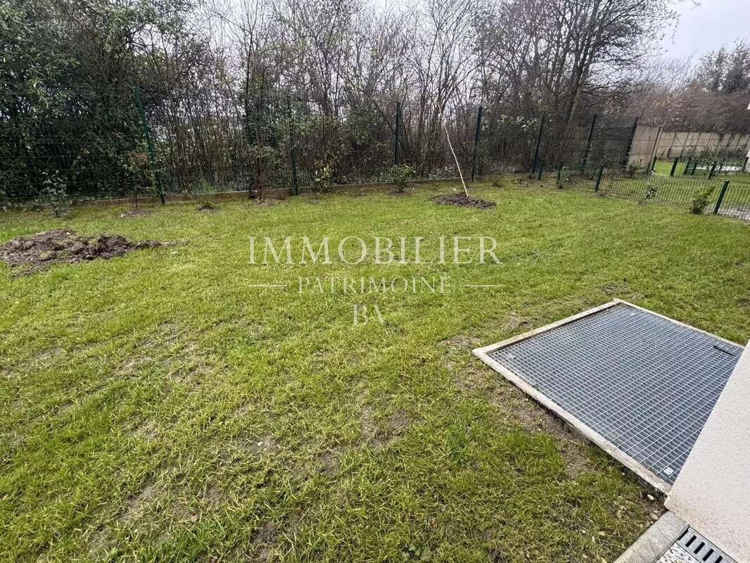 Appartement à SAINT-JEAN-DE-BRAYE