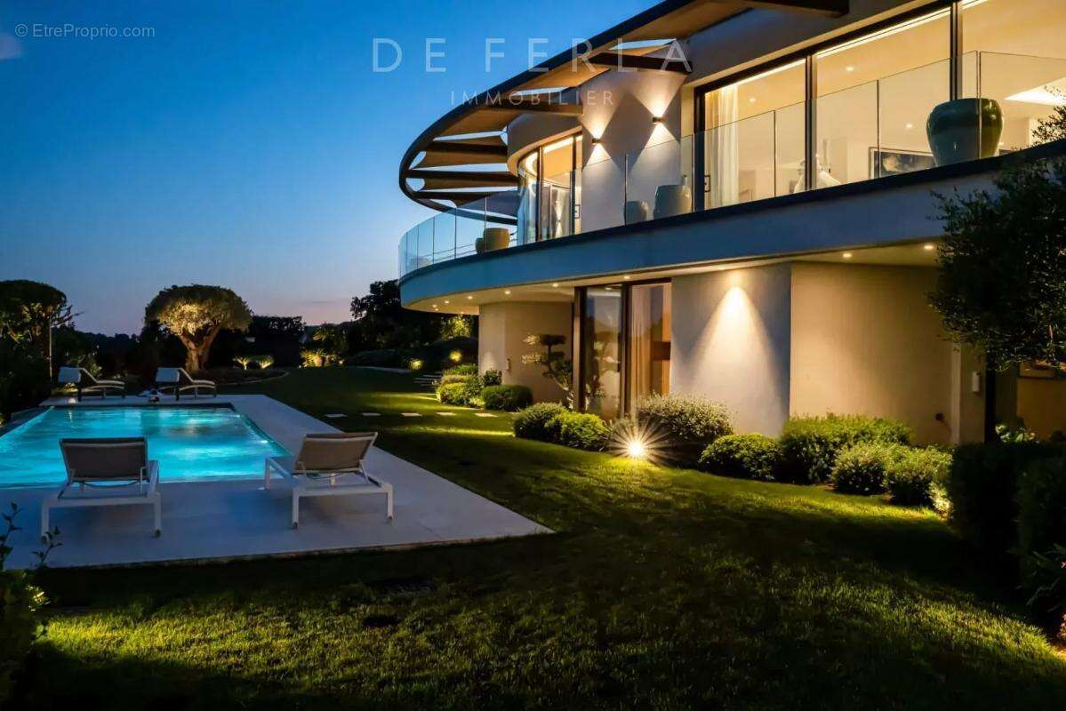 Maison à CAVALAIRE-SUR-MER