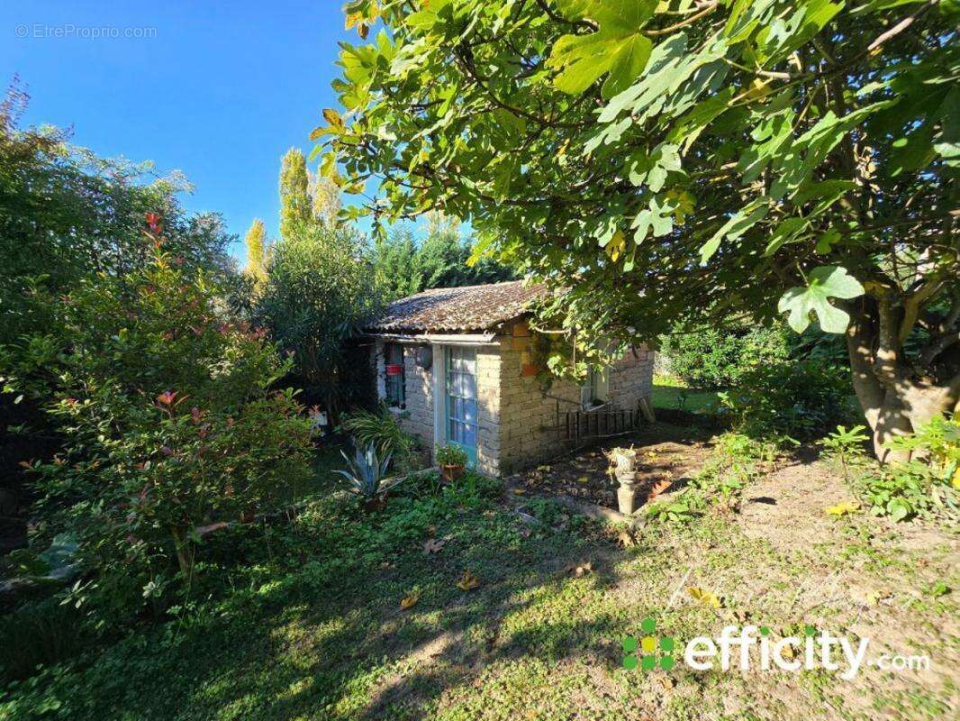 Maison à CASTELSARRASIN