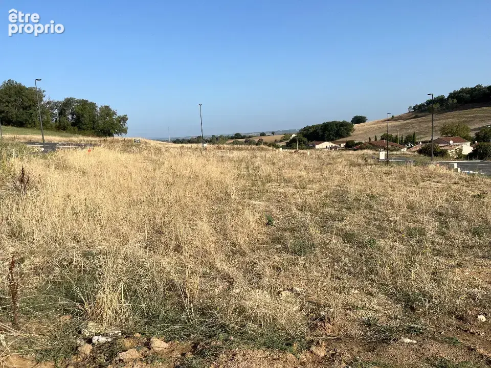 Terrain à CARLUS