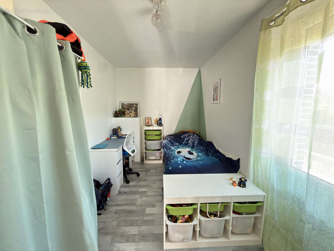 Maison à SAINT-ETIENNE-DU-BOIS