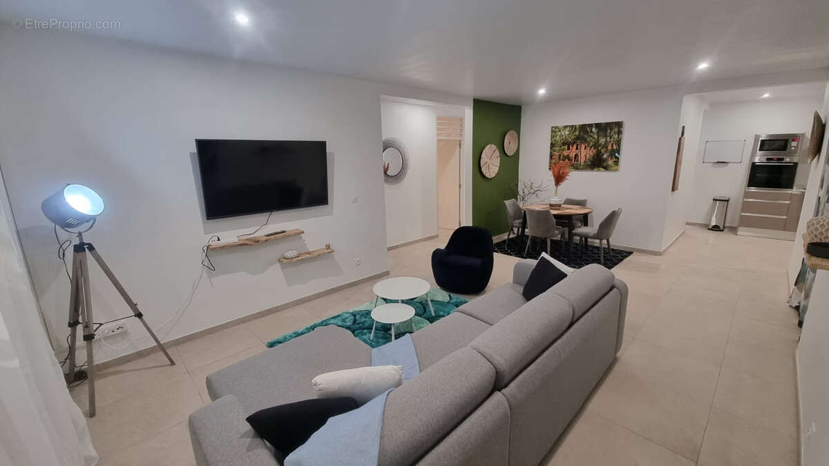 Villa T4 avec un studio aménagé - photo 3