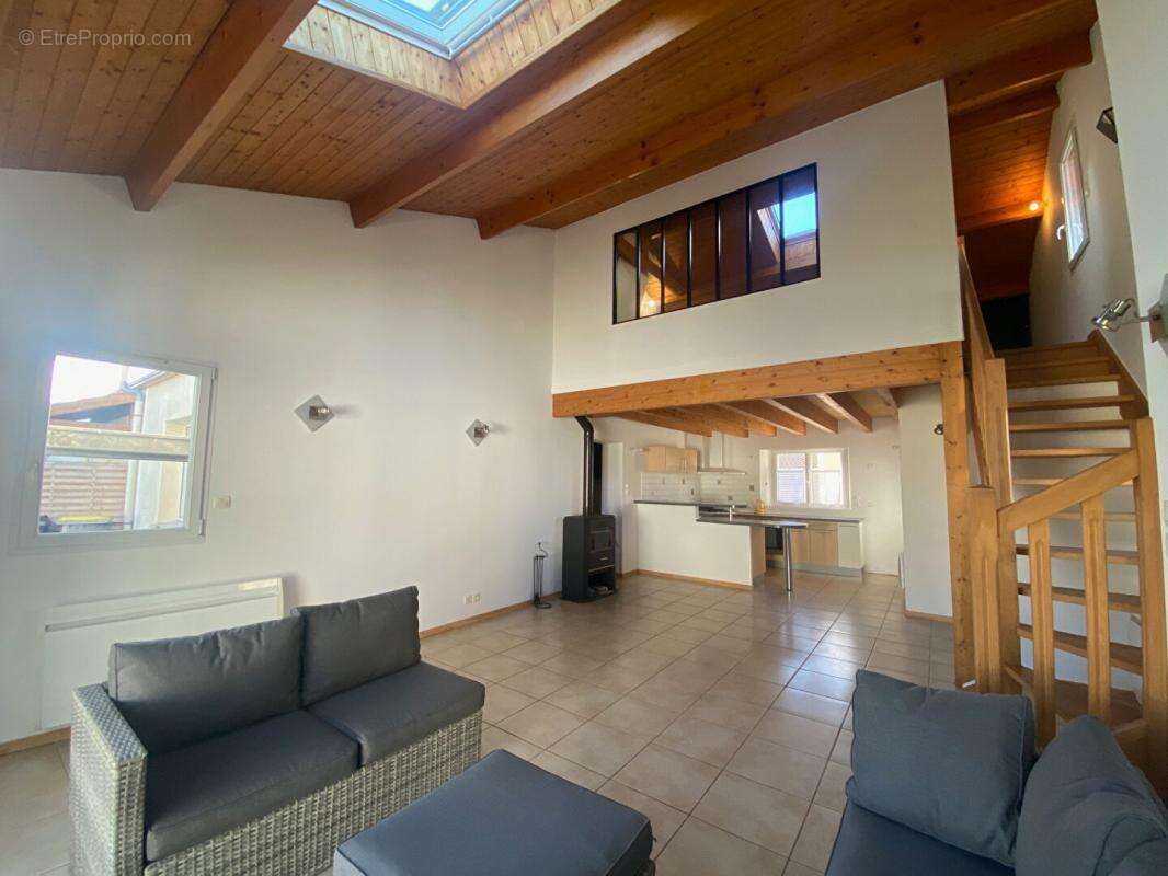 Maison à SAINTE-PAZANNE