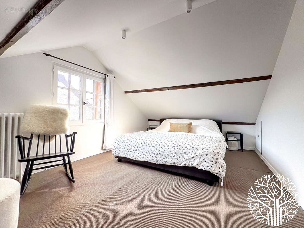 Maison à MILLY-LA-FORET