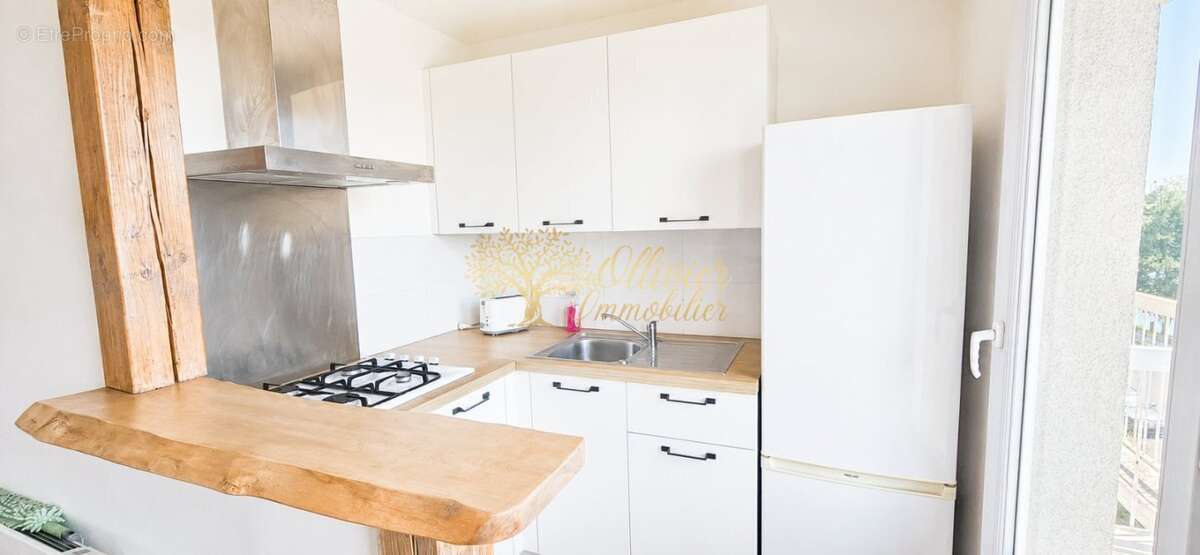 Appartement à SAINT-MAUR-DES-FOSSES