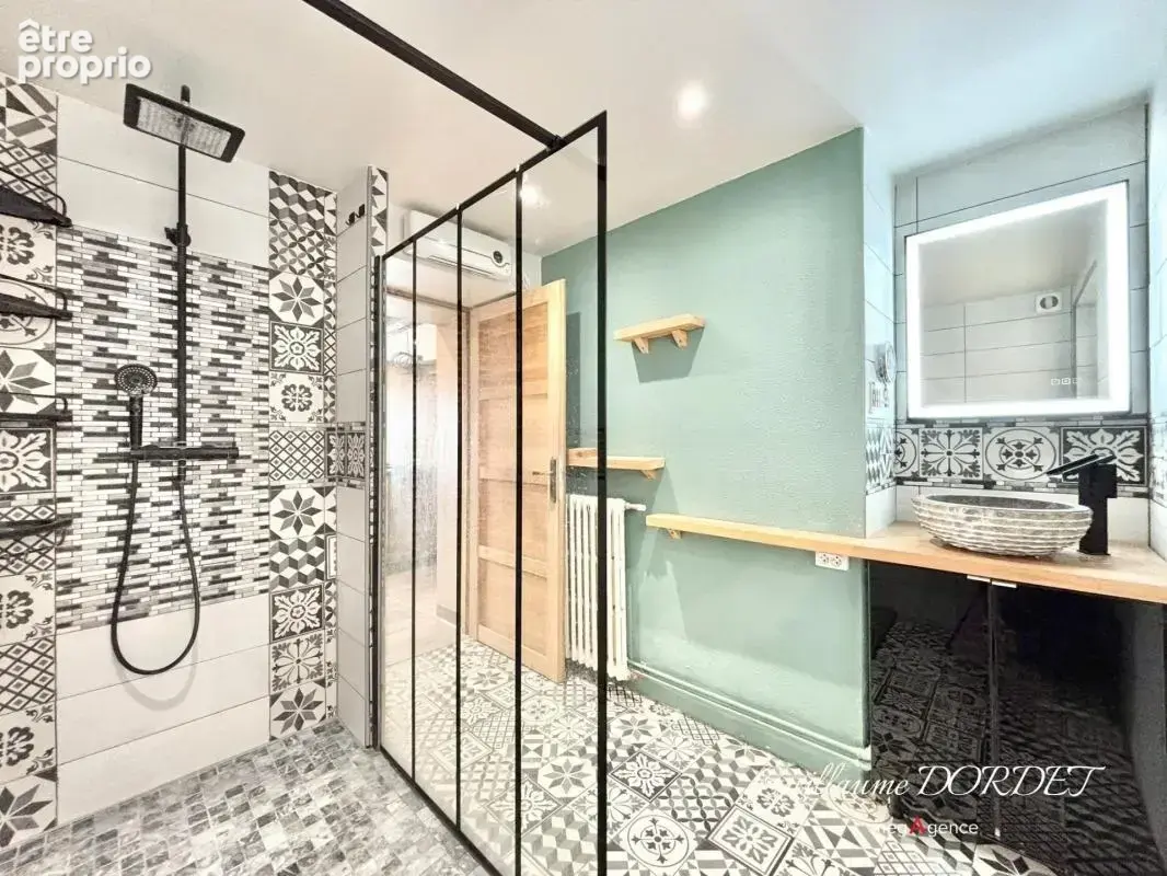 Maison de 1750 rénovée avec goût - Grands volumes - photo 8