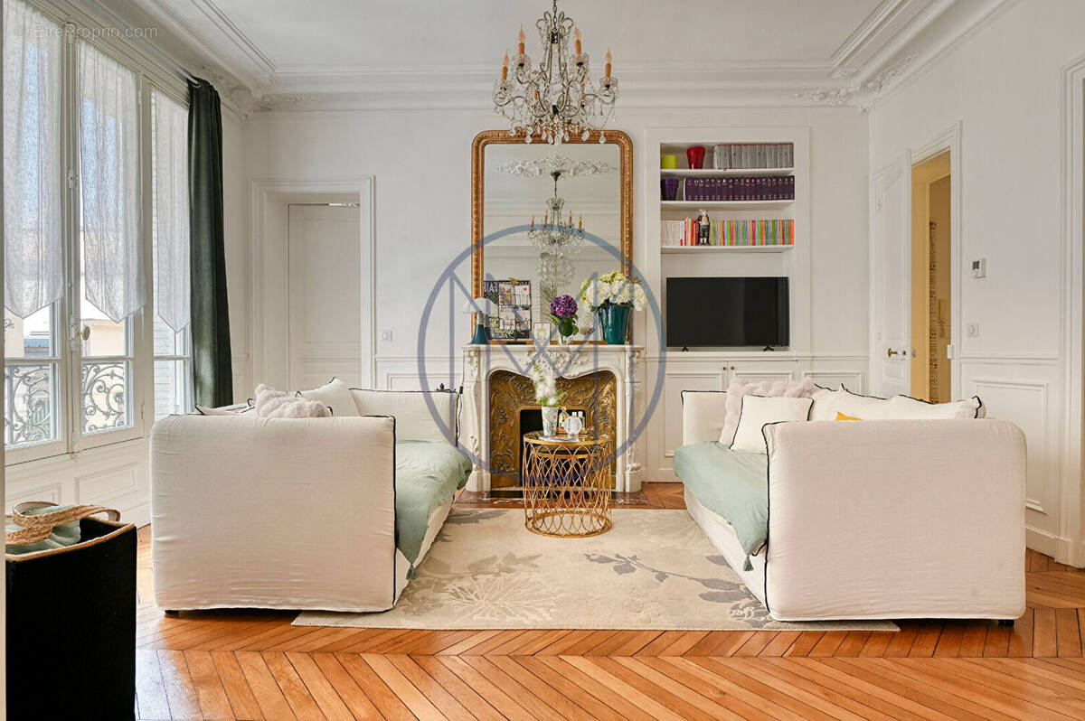 Appartement à VERSAILLES