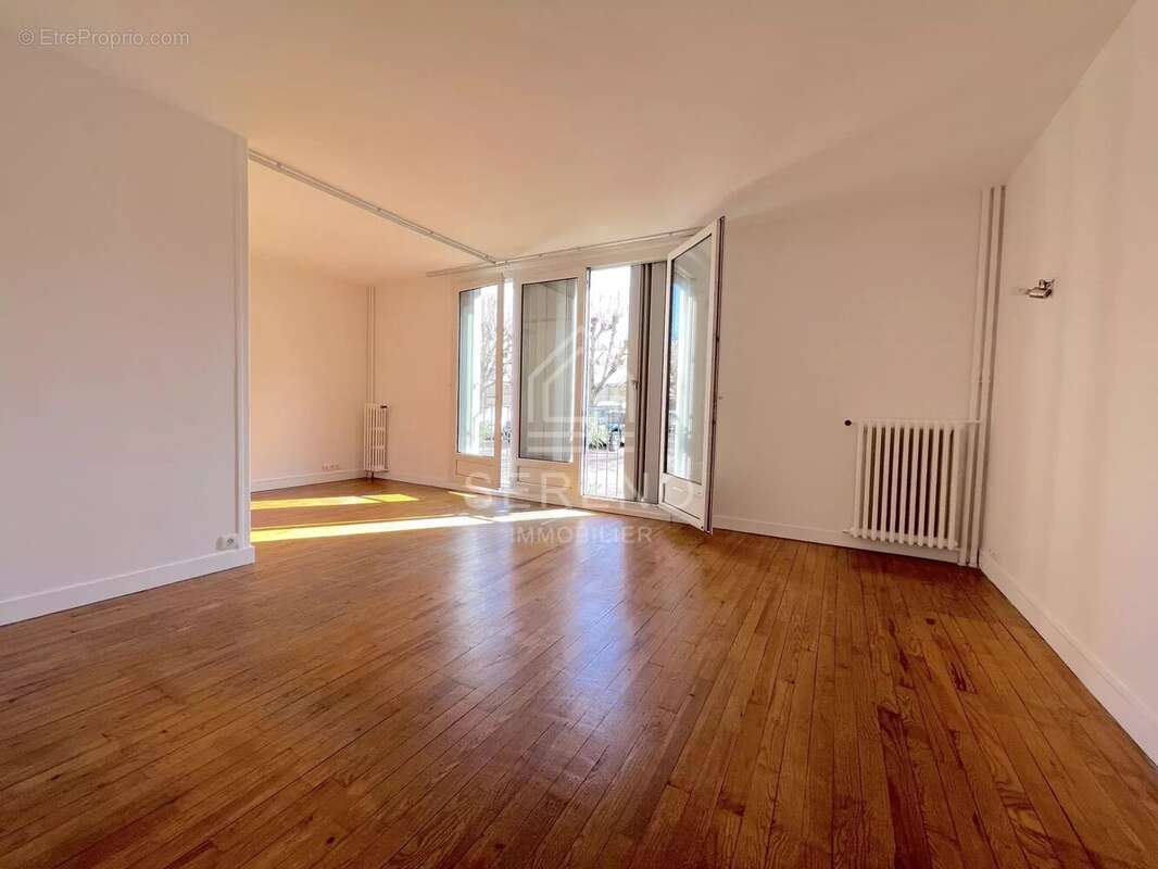 Appartement à ASNIERES-SUR-SEINE