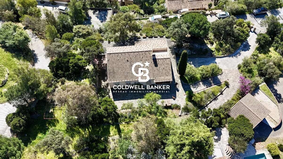 Maison à RAYOL-CANADEL-SUR-MER