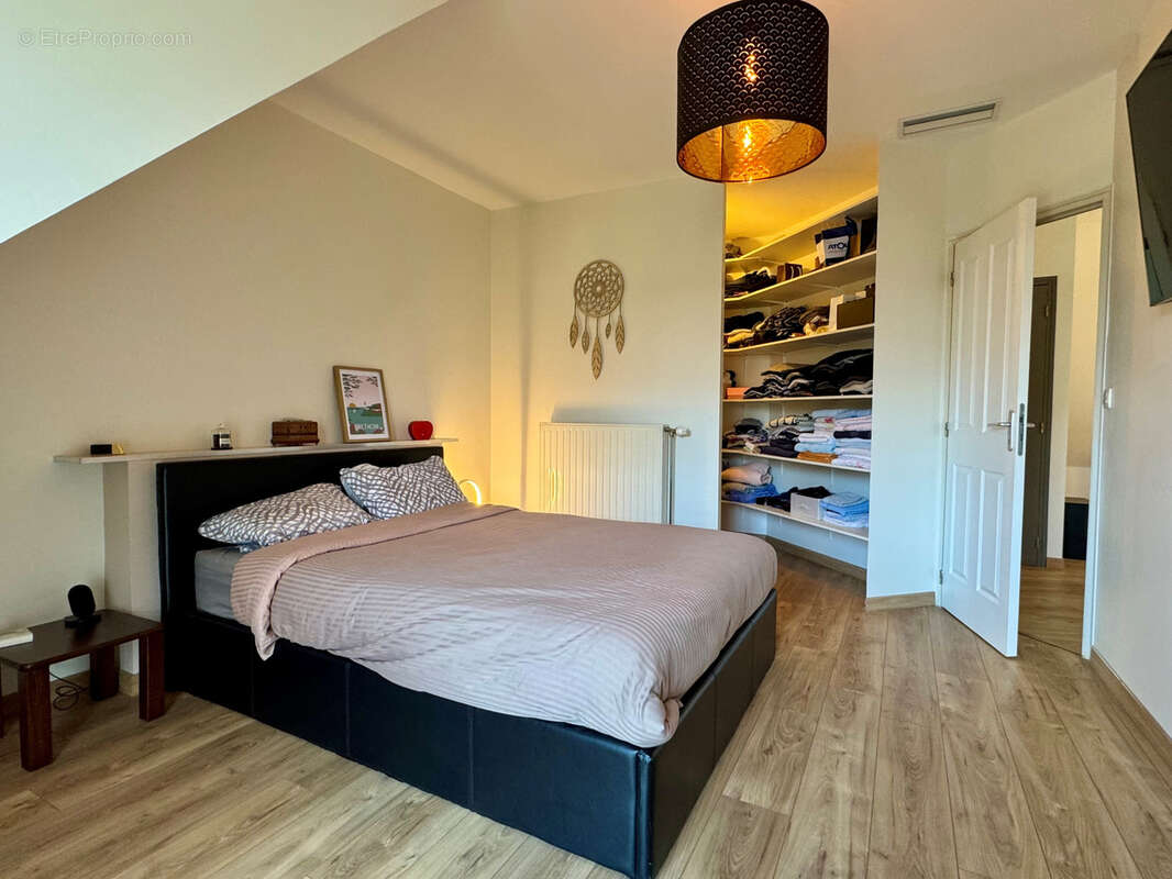 Maison à SAINS-EN-AMIENOIS