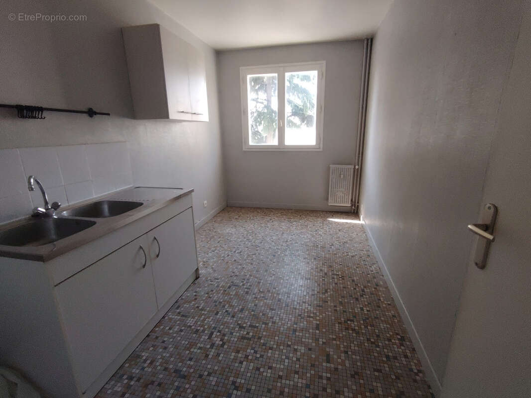Appartement à HEROUVILLE-SAINT-CLAIR
