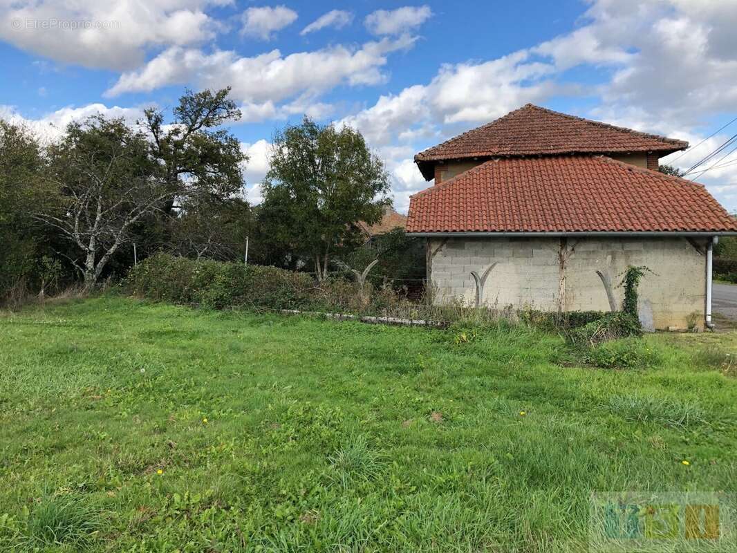 Maison à CASTELNAU-MAGNOAC