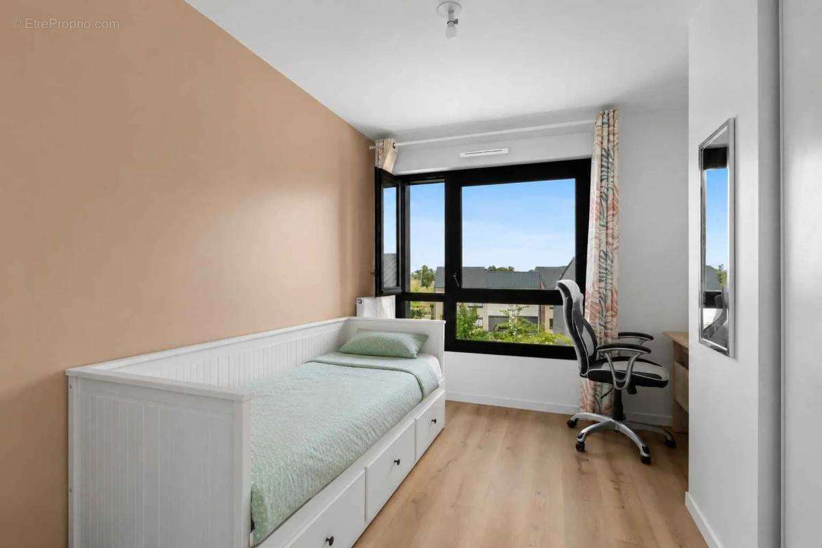 Appartement à BUSSY-SAINT-GEORGES