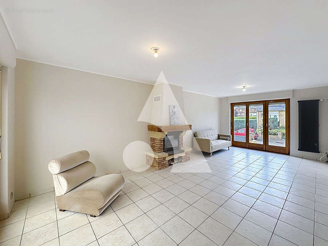 Maison à AULNOY-LEZ-VALENCIENNES