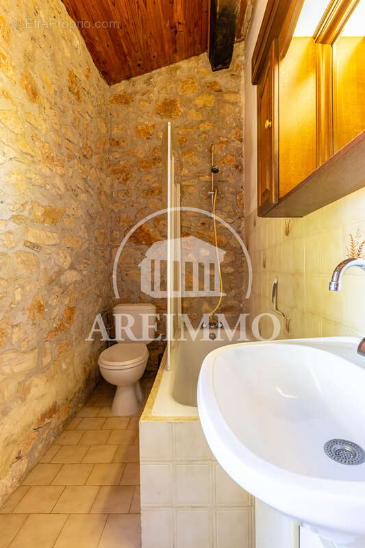 Maison à SAINT-MARTIN-DE-LONDRES