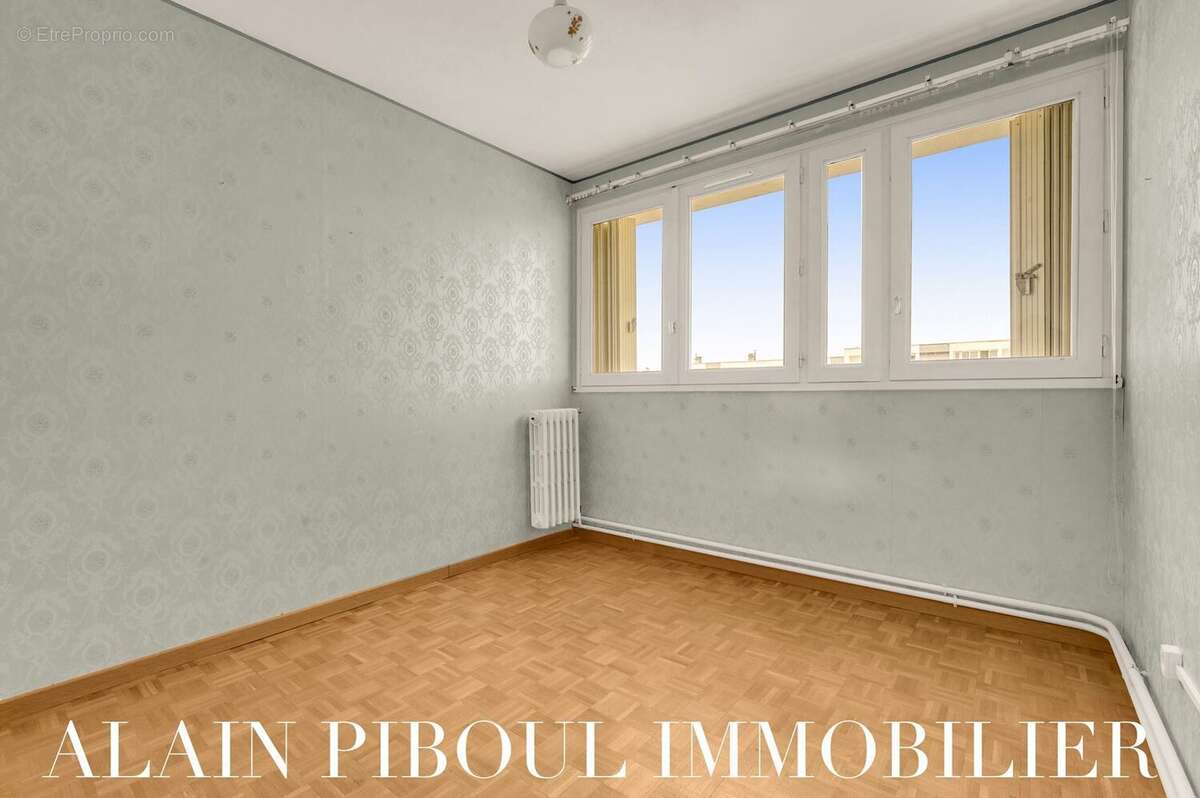 Appartement à CASTELGINEST