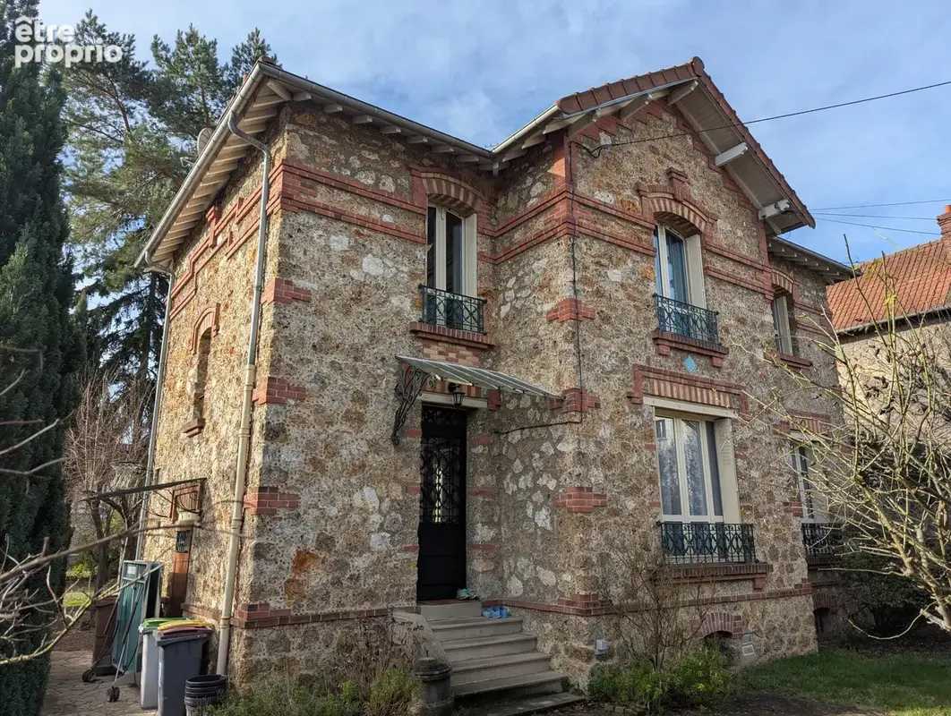 Exclusivité   Meulière de caractère   Beauchamp   Avenue recherchée - photo 2