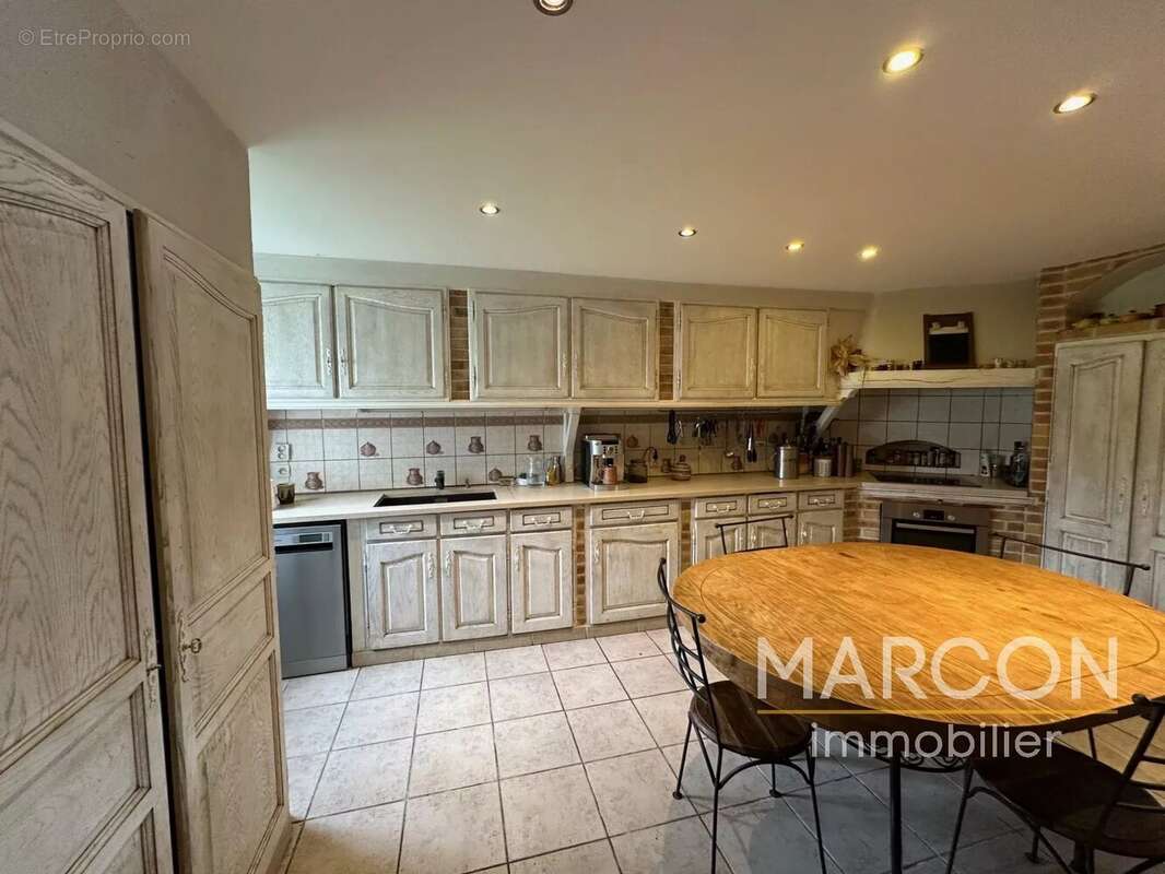 Maison à SAINT-AGNANT-DE-VERSILLAT