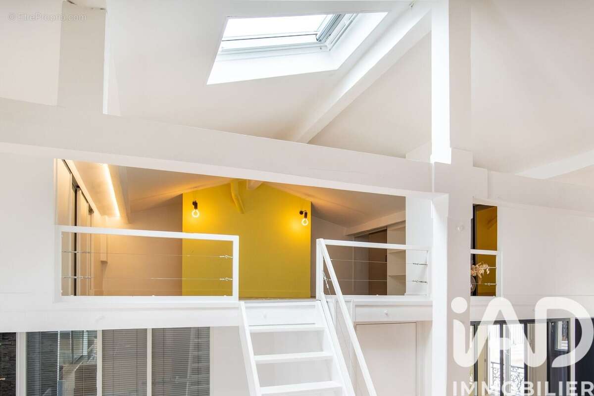Photo 9 - Appartement à LEVALLOIS-PERRET